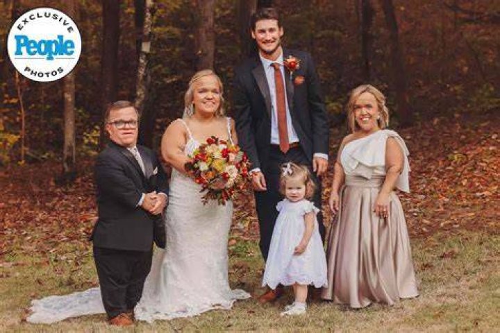 7 Little Johnstons&rsquo; Liz Johnston and Brice Bolden Celebrate