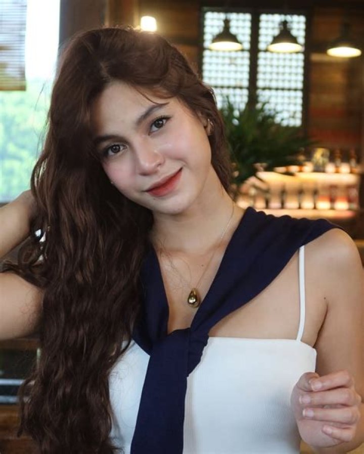 Criselda "Dang" Cecilio Bb Pilipinas Universe 1979 Universe