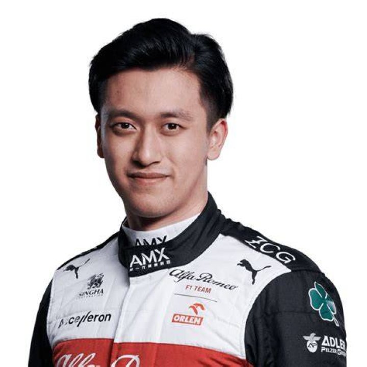 Guanyu Zhou Soy F1