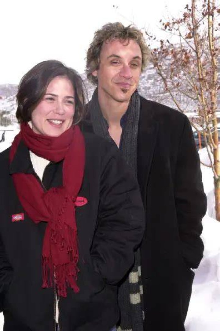 Maura Tierney Divorced Her Husband And Battles With Cancer